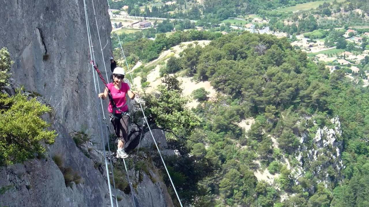 Les Chambres D'Hotes Du Mas Face Au Ventoux Plaisians Εξωτερικό φωτογραφία